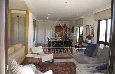 Imagem 7: Cobertura duplex em Higienópolis com 316m² reformada