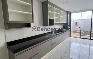 Imagem 2: Casa com 3 quartos - Bairro Vila Rosa em Goiânia