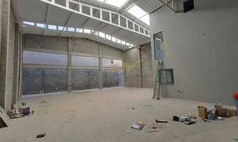 Imagem 3: Barracão com excelente localização para alugar, com escritório, 450 m² - Parque Guainco