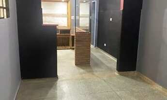 Imagem 5: Casa para aluguel e venda tem 180 metros quadrados com 6 quartos