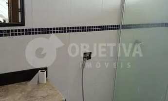 Imagem 4: Excelente casa estilo sobrado no Bairro Daniel Fonseca em Uberlândia