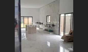 Imagem 4: Linda casa no condomínio Flor Da Aldeia em Holambra