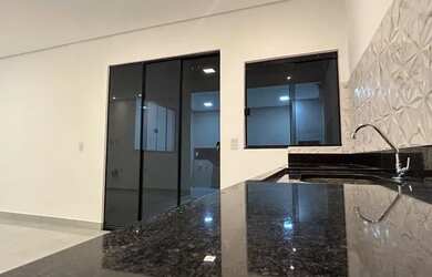 Imagem 2: CASA NOVA COM FINO ACABAMENTO NA QNP 13