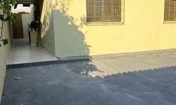 Imagem: Vendo casa em maruipe com quintal e varanda