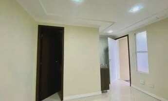 Imagem 5: Sobrado para aluguel possui 234 metros quadrados com 3 quartos em Santo Inácio - Curitiba