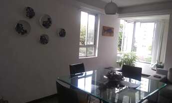 Imagem 2: Apt com vista para o mar, 2 quartos, excelente localização, na avenida, reformado. 290mil