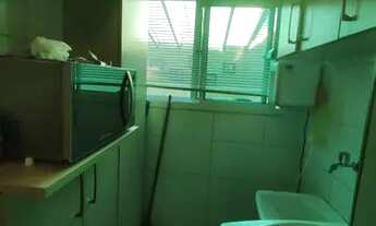 Imagem 6: Apartamento 2/4 sendo 1 Ste, mobiliado, Varanda Privativa Coberta