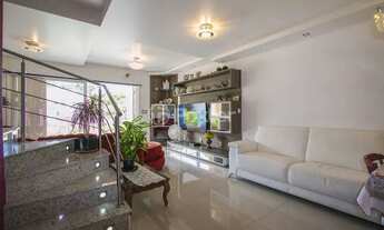 Imagem 6: Sobrado para venda tem 395 metros quadrados com 4 quartos em Jardim Itu - Porto Alegre - R