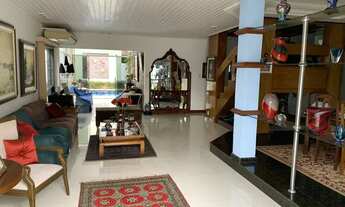 Imagem 3: Vendo casa duplex em Condominio, 6 quartos sendo 3 suítes, com piscina