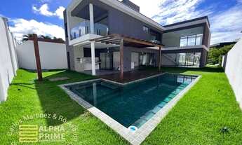 Imagem 1: Casa a venda em Alphaville Litoral Norte 1, com 4 suítes, lidíssima!