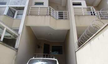 Imagem 2: Sobrado Geminado para Venda em São Paulo, Vila Nhocune, 3 dormitórios, 1 suíte, 3 banheiro