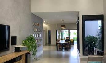 Imagem 2: Jockey casa maravilhosa de 3 suítes num lote 500 m²