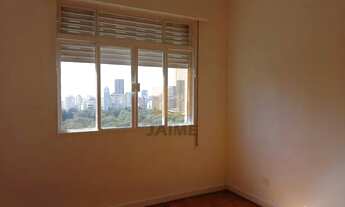 Imagem 4: Apartamento reformado, prédio tem portaria mista, presencial e remota