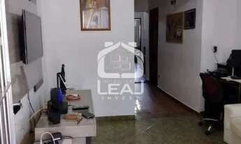 Imagem 6: Casa de 70 m², com 3 dormitórios, sala e cozinha. Para locação - Parque Santo Antônio, Sã