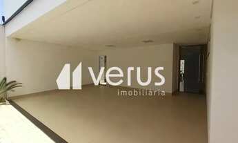 Imagem 4: Casa Sobrado Alto Umuarama 236m² com 04 quartos - Uberlândia - MG