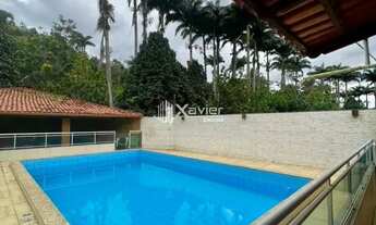 Imagem 2: Chácara mobiliada à venda em Viana/ES com 1.000 m², lazer completo, piscina e opção de exp