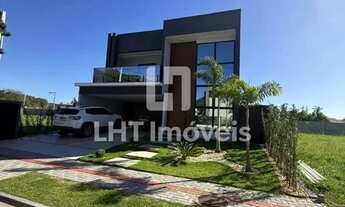 Imagem 2: Luxo, Conforto e Sustentabilidade em Alphaville 2, Maricá: Sua Casa dos Sonhos Espera por