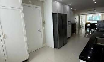 Imagem 6: Locação anual, 3 suítes, 3 vagas, Balneário Camboriú