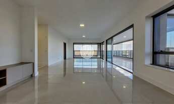 Imagem 2: Apartamento Alto Padrão com 4 Quartos sendo 4 Suítes - Aluguel - Ilhas do Sul - Edifício C