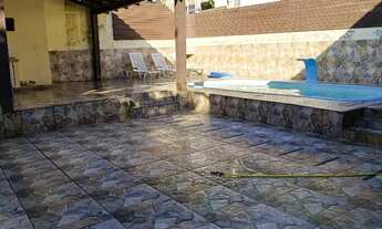 Imagem 5: Casa com piscina ano novo