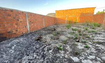 Imagem 4: Vendo terreno de esquina murado