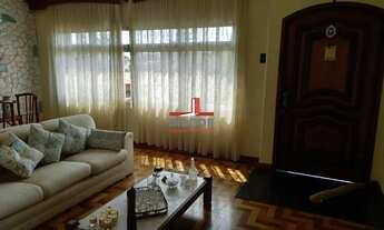 Imagem: Espaçosa casa à venda em São Paulo com