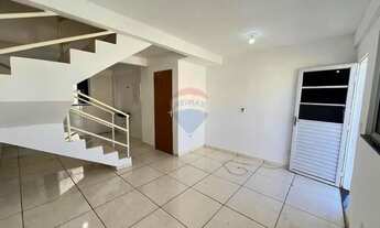 Imagem: ALUGA APARTAMENTO 2 QUARTOS COM GARAGEM