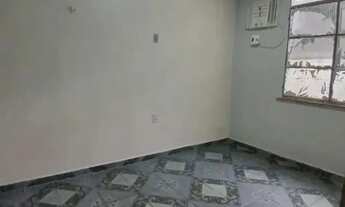 Imagem 6: Casa com 02 quartos na Praça 14 - Venda