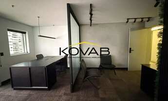 Imagem 3: Conjunto Comercial Mobiliado -102m² Estratégico e Pronto para Operação Localização Premiu