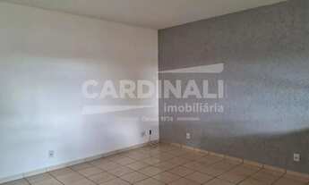 Imagem 5: Casa com amplo terreno, ótima localização