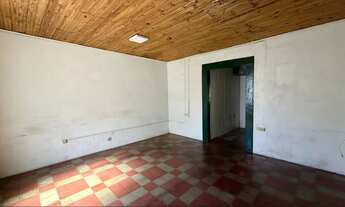 Imagem 2: Casa residencial exclusiva para aluguel em Cuiabá - 2Q/1Suíte, frente, 2 vagas