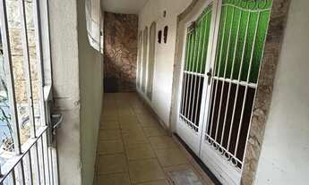 Imagem: Casa triplex no centro de Nova Iguaçu