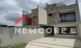 Imagem: Sobrado em Rua Abrão Winter - Xaxim - Curitiba/PR