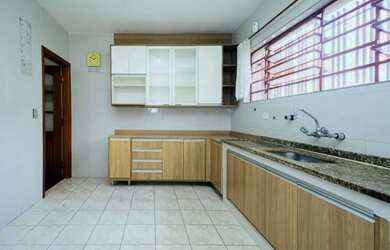 Imagem 6: Casa para venda em Jardim Guapira com 5 quartos, sendo 1 suíte , 247m²