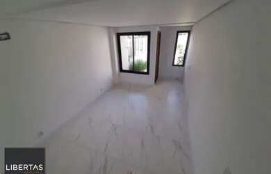 Imagem 6: Sobrado em Porto Alegre, no bairro Aberta dos Morros, com 2 dormitório(s), e 2 b