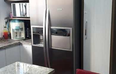 Imagem 2: Casa de condomínio para venda tem 235 metros quadrados com 3 quartos