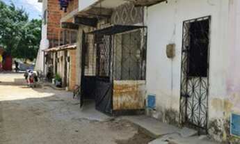 Imagem 4: Casa para venda com 50 metros quadrados com 2 quartos em Aracapé - Fortaleza - CE