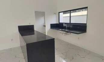 Imagem 4: Casa para Venda em Juiz de Fora, São Pedro, 4 dormitórios, 3 suítes, 4 banheiros, 2 vagas