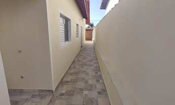 Imagem 3: Casa com quintal imenso