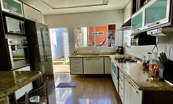 Imagem 4: Casa com 450 metros quadrados com 4 quartos sendo 4 suítes em Vila Elvira - São Paulo - Sã