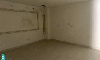 Imagem 6: Prédio comercial de 4 andares Centro Curitiba - PR518