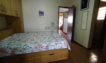 Imagem 4: Casa para venda com 220 metros quadrados com 3 quartos em Jardim Satélite - São José dos C