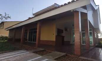 Imagem 3: Comercial para Venda em Peruíbe, Centro, 3 dormitórios, 2 suítes, 1 banheiro, 4 vagas