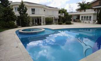 Imagem: SANTANA DE PARNAIBA - Casa Padrão - Alphaville