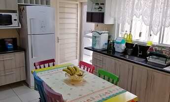 Imagem 2: Lindo sobrado na Vila Santana com 2 Dorm. Sendo 1 Suíte 3 Vagas sendo uma coberta