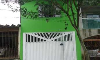 Imagem: 2 casas, Sobrado com 3 dormitórios para