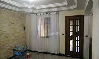 Imagem 7: Sobrado Ferraz de Vasconcelos 4 Dormitórios sendo 1 Suíte, 3 Vagas, 243 m2