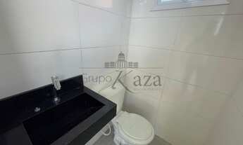 Imagem 6: Casa de condomínio térrea para venda possui 156 metros quadrados com 3 quartos