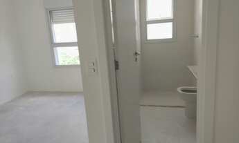 Imagem 4: Alto Padrão em Alphaville - 336 n² - 4 suites - Hall Privativo - 4 vagas + depósito