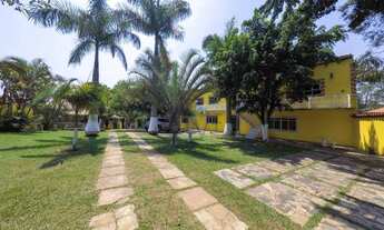 Imagem 2: Chácara em Ferraz de Vasconcelos com piscina, salão de festa e alojamentos; ótimo para inv